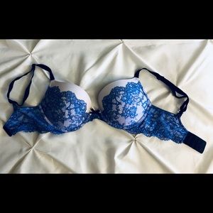 NWOT 32DD Dream Angels push-up